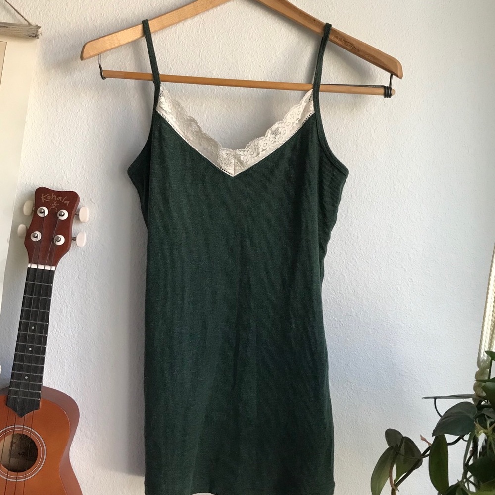 •❌lace tank• - Picture 2 of 4